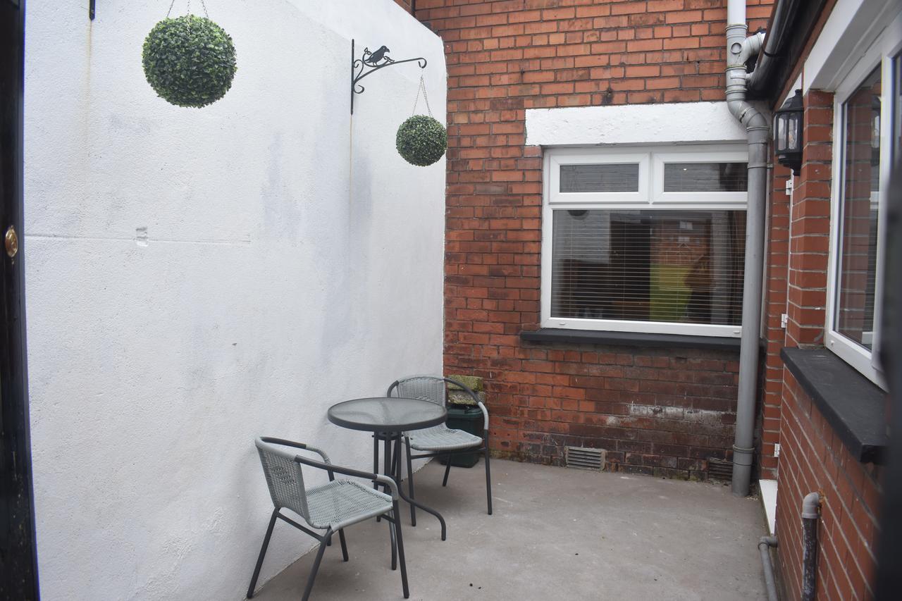 Kingston Serviced Accommodation - Donegall Avenue Belfast Exterior foto