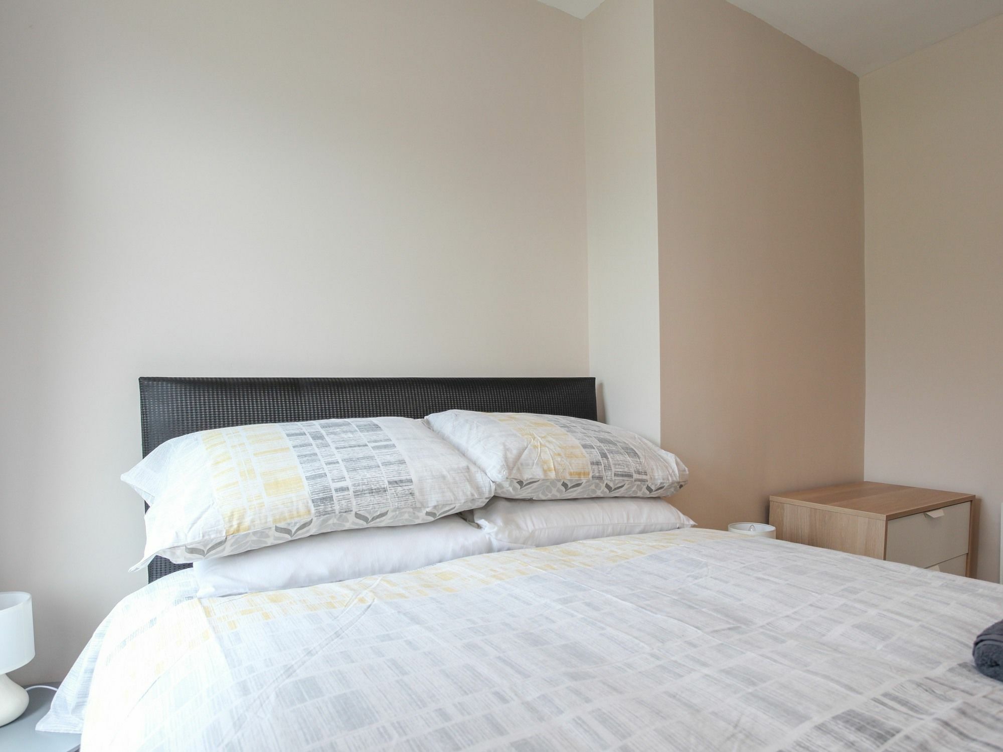 Kingston Serviced Accommodation - Donegall Avenue Belfast Exterior foto